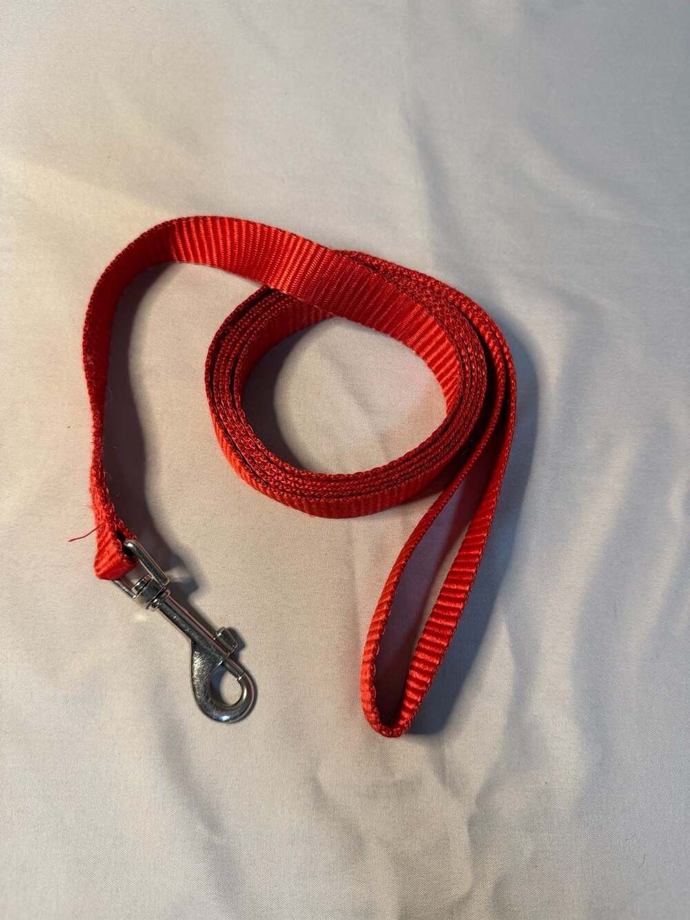 Red Nylon Dog Leash With Metal Snap Hook